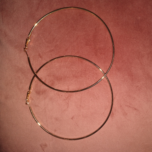 Huge 4 Inch Gold Hoops Extra Large Round Hoop Earrings Big Oversized XL New - Picture 7 of 10